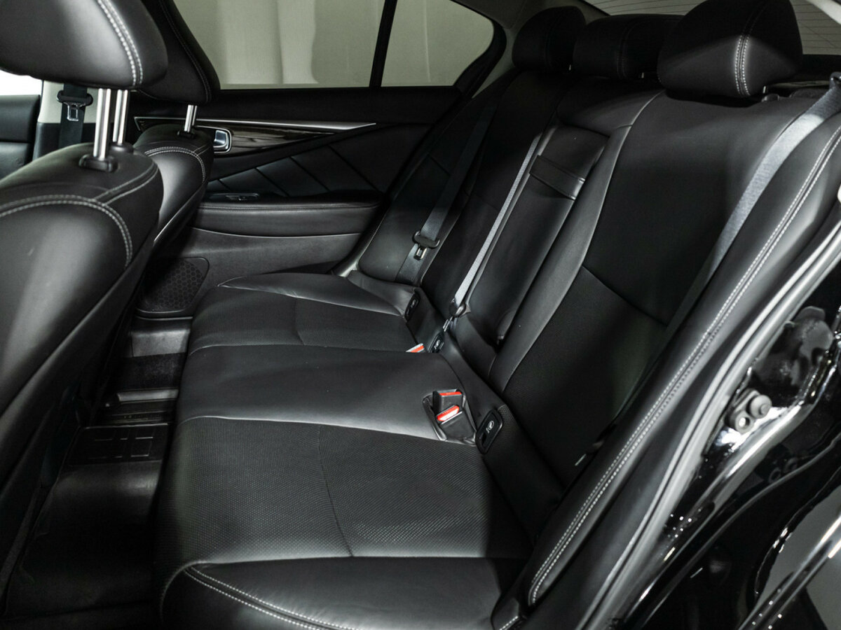 Infiniti Q50 2017 года с пробегом. Фото: #9