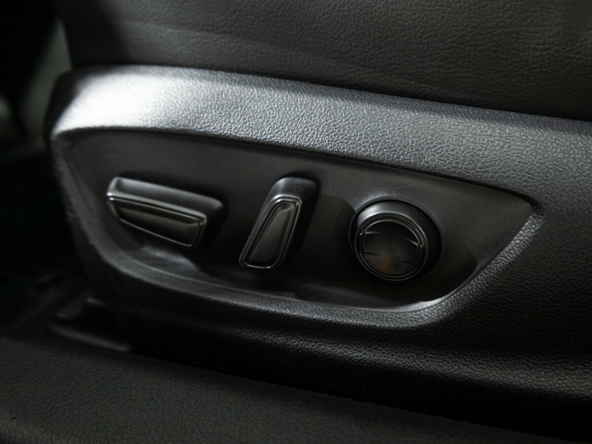 Toyota Camry 2021 года с пробегом. Фото: #11