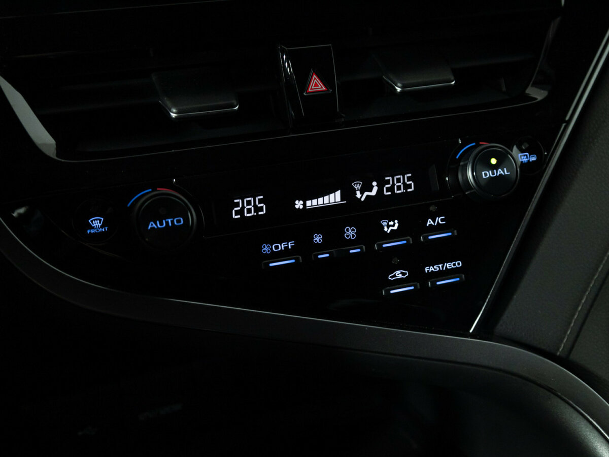 Toyota Camry 2021 года с пробегом. Фото: #14