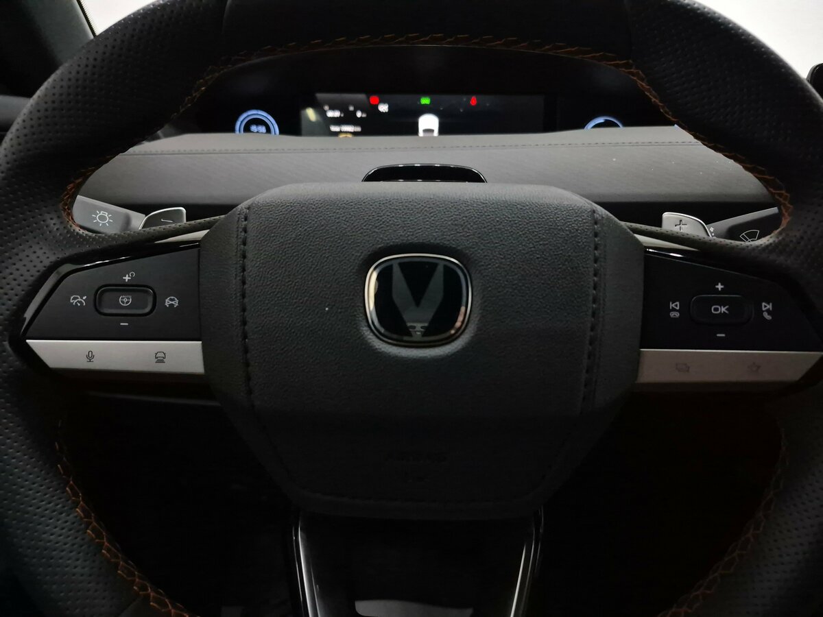 Changan UNI-V 2024 года с пробегом. Фото: #21