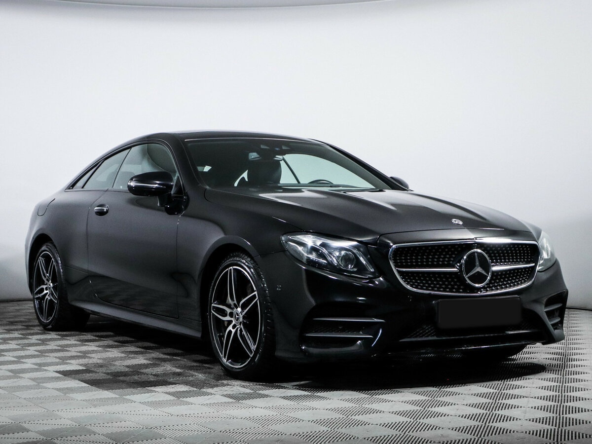 Mercedes-Benz E-Класс 2018 года с пробегом. Фото: #2