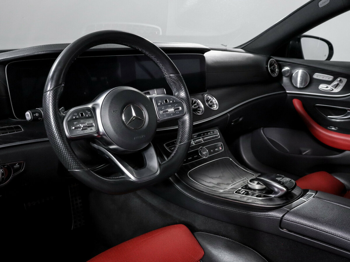 Mercedes-Benz E-Класс 2018 года с пробегом. Фото: #13