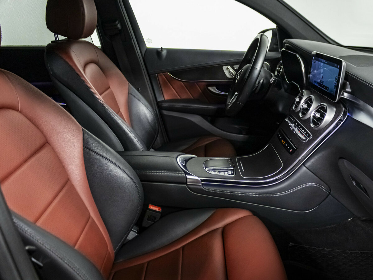 Mercedes-Benz GLC Coupe 2019 года с пробегом. Фото: #7