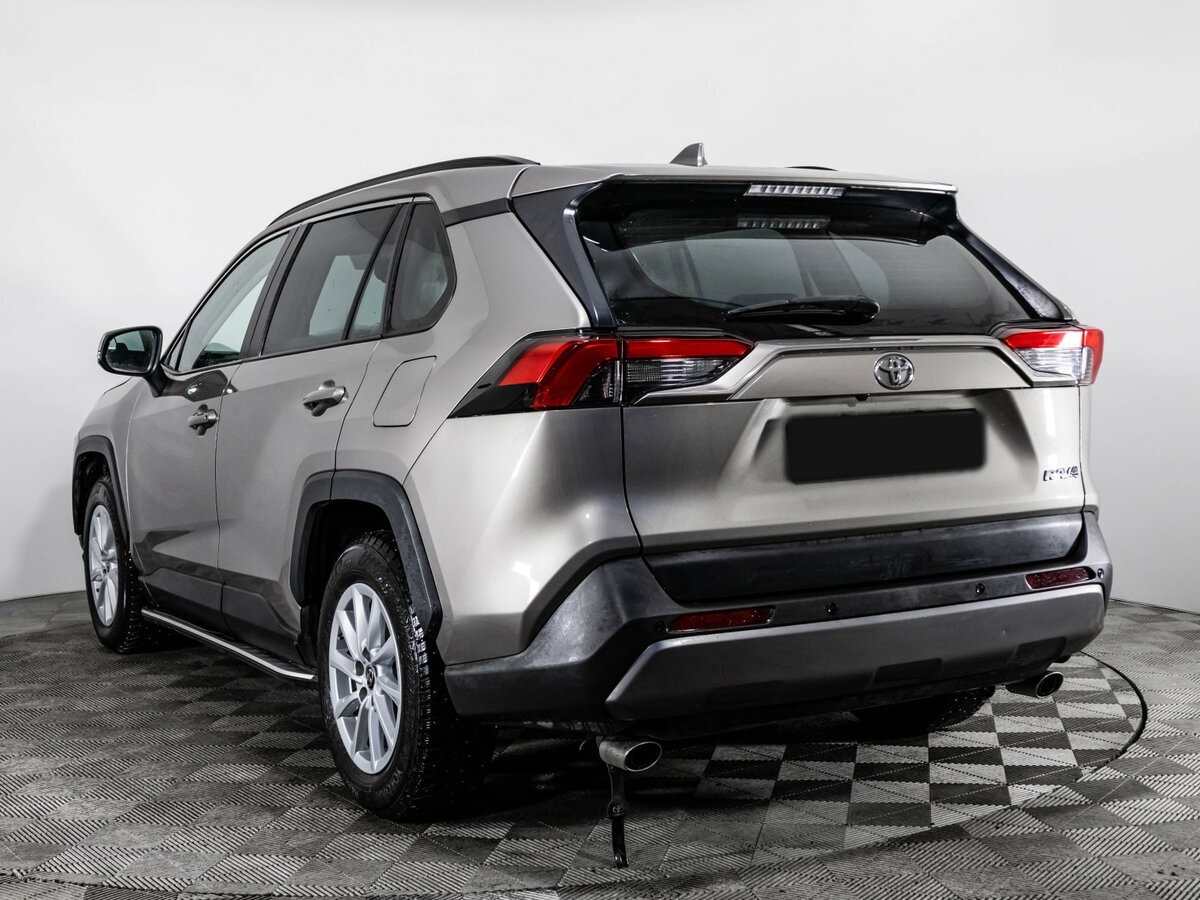 Toyota RAV4 2021 года с пробегом. Фото: #7