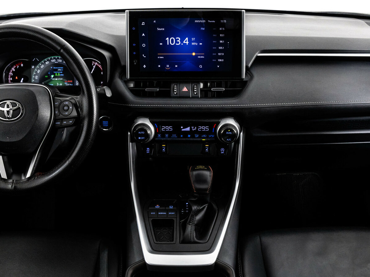 Toyota RAV4 2021 года с пробегом. Фото: #11