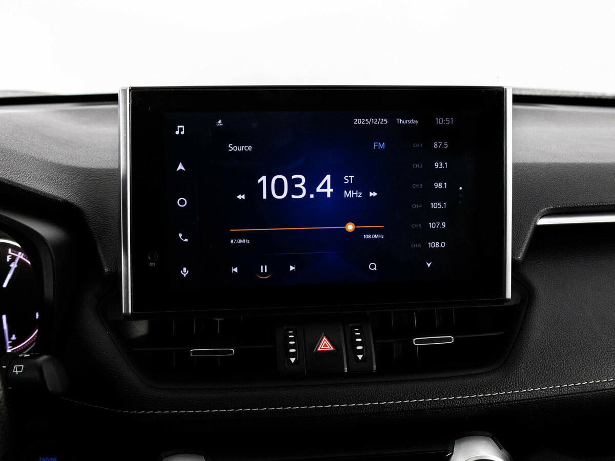 Toyota RAV4 2021 года с пробегом. Фото: #12