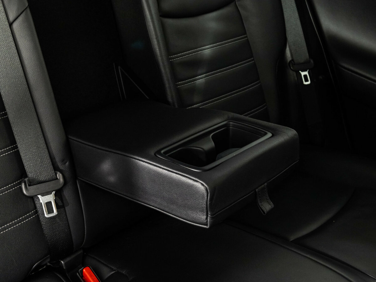 Toyota RAV4 2021 года с пробегом. Фото: #22