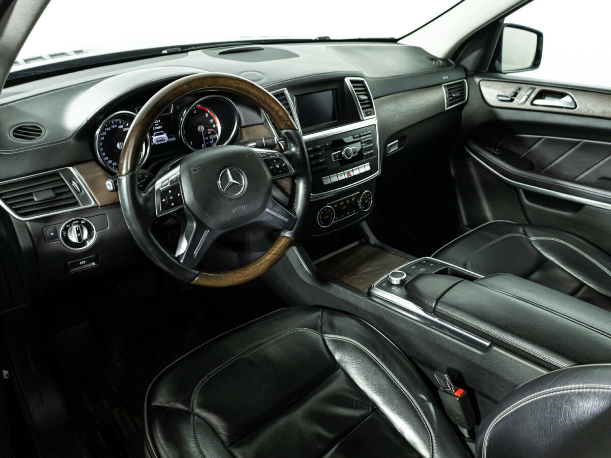 Mercedes-Benz GL-Класс 2013 года с пробегом. Фото: #8