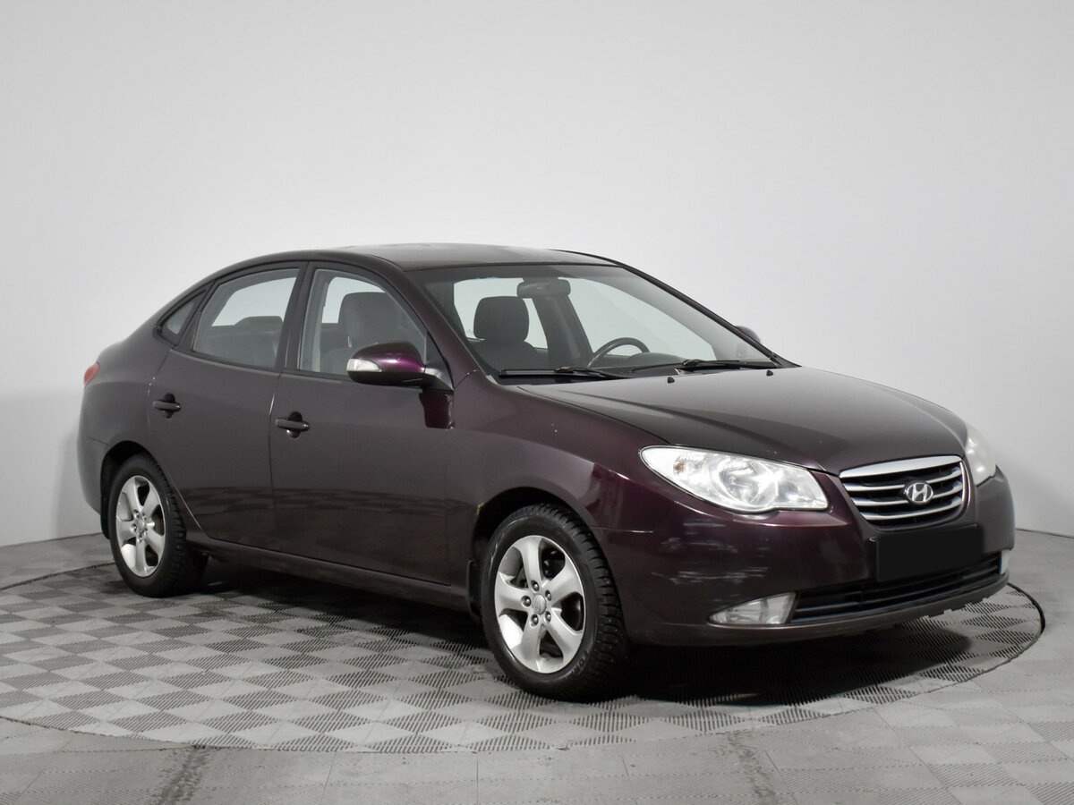 Hyundai Elantra 2011 года с пробегом. Фото: #2