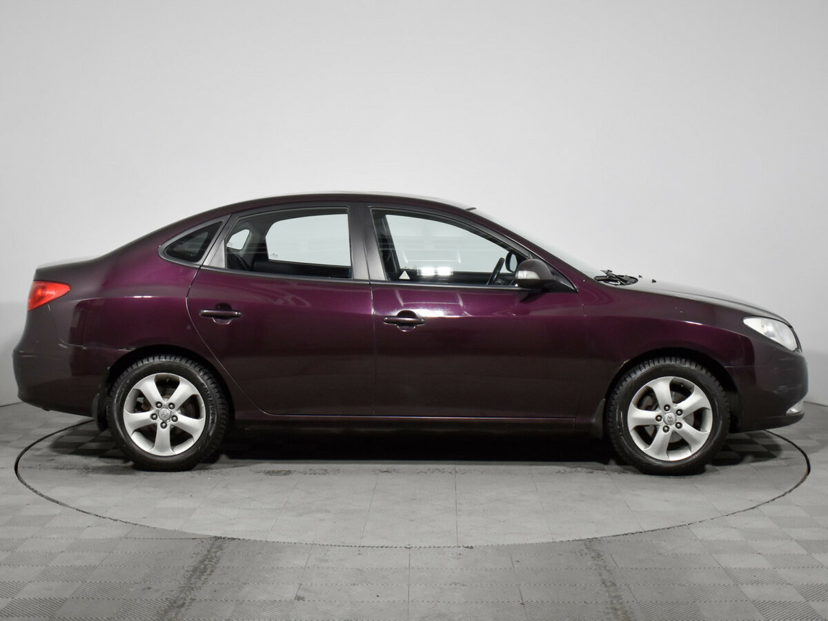 Hyundai Elantra 2011 года с пробегом. Фото: #3