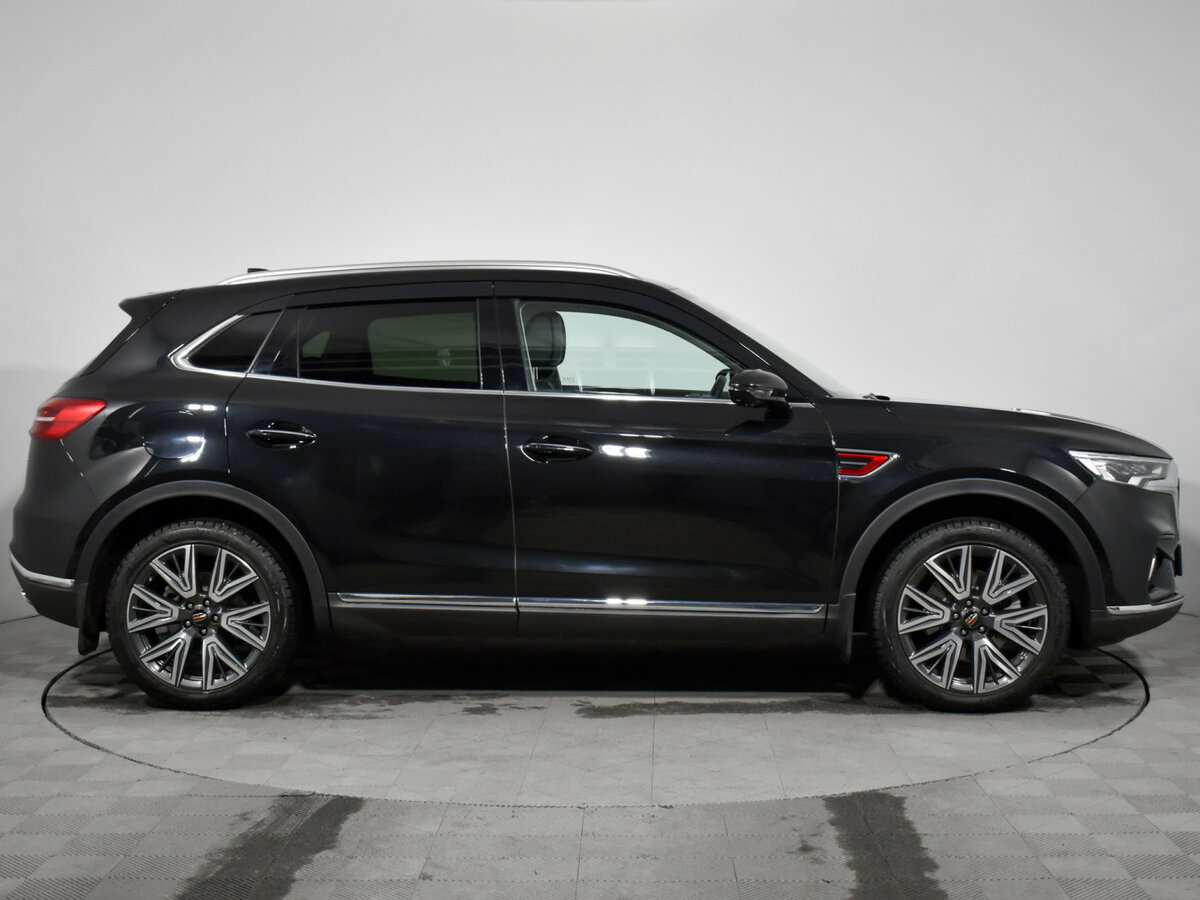 Hongqi HS5 2024 года с пробегом. Фото: #3