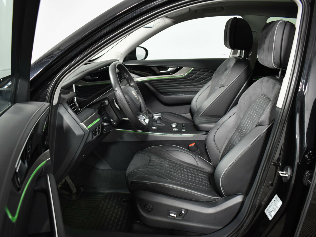 Hongqi HS5 2024 года с пробегом. Фото: #9