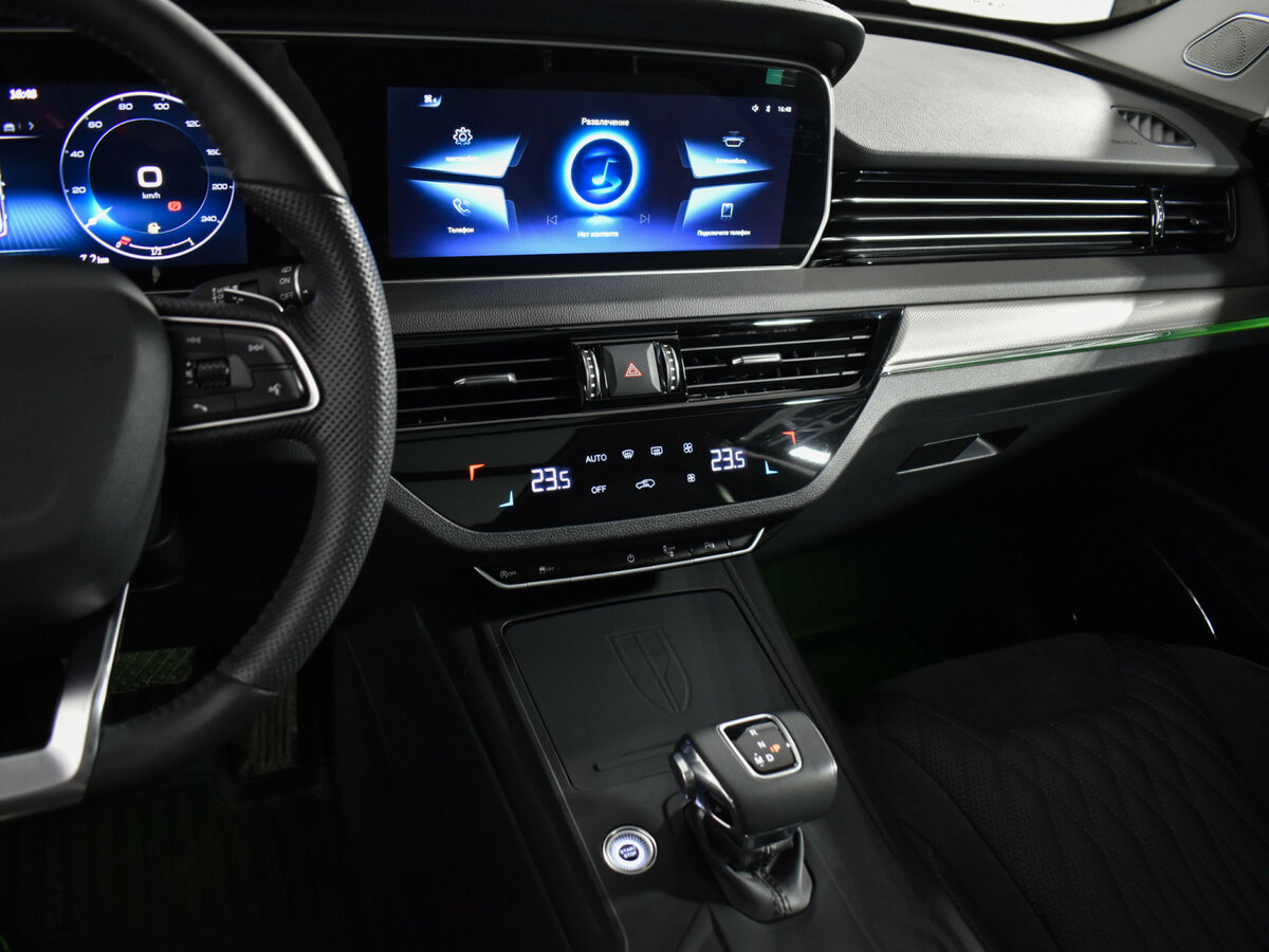 Hongqi HS5 2024 года с пробегом. Фото: #18