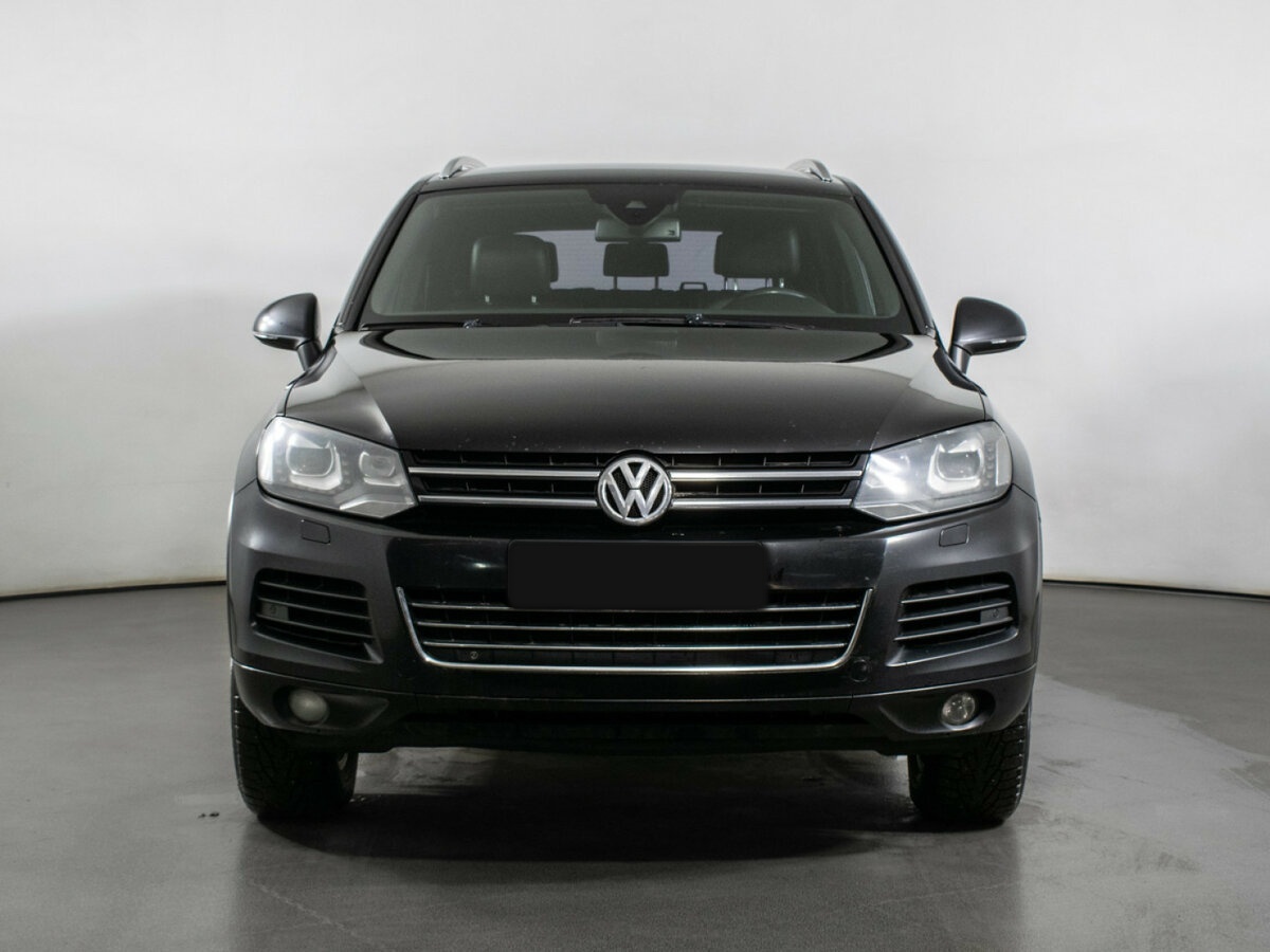 Volkswagen Touareg 2011 года с пробегом. Фото: #1