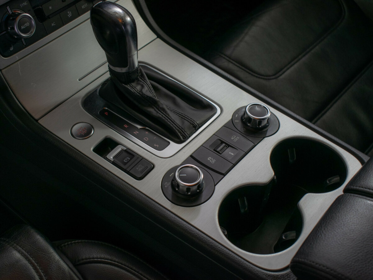 Volkswagen Touareg 2011 года с пробегом. Фото: #16