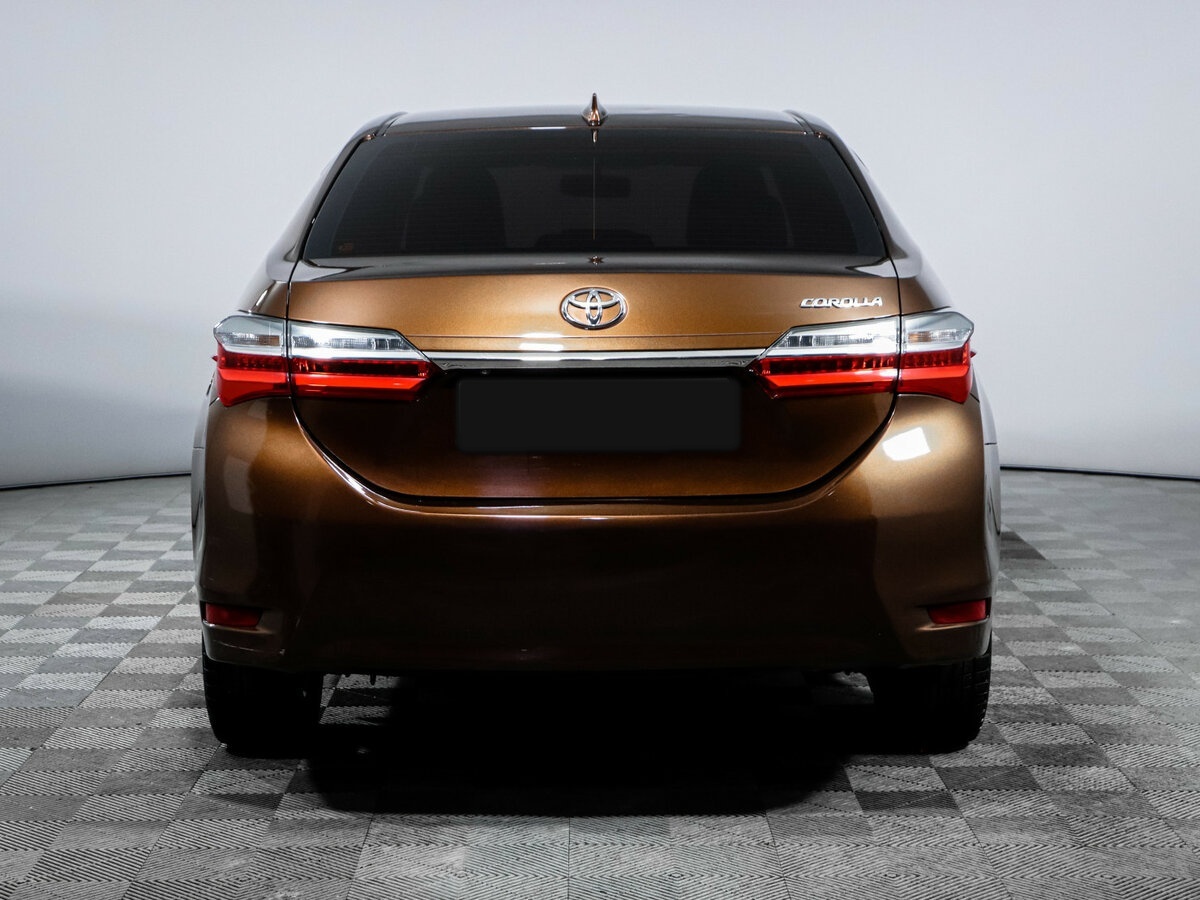 Toyota Corolla 2017 года с пробегом. Фото: #4