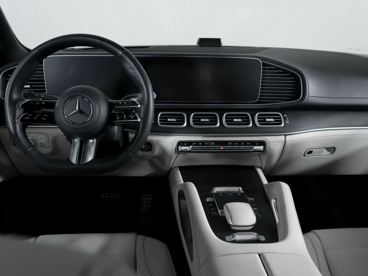 Mercedes-Benz GLS 2025 года с пробегом. Фото: #11