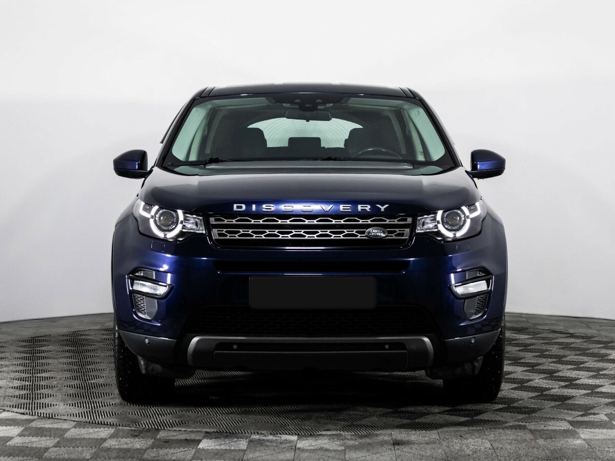 Land Rover Discovery Sport 2017 года с пробегом. Фото: #1