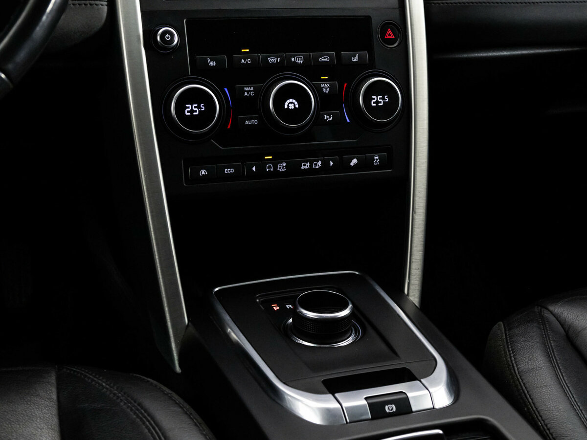 Land Rover Discovery Sport 2017 года с пробегом. Фото: #10