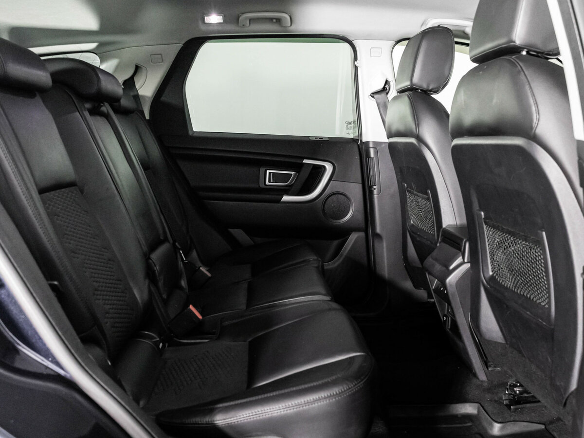 Land Rover Discovery Sport 2017 года с пробегом. Фото: #15