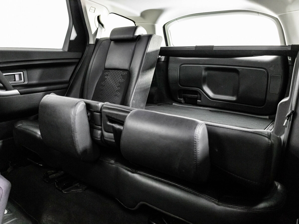 Land Rover Discovery Sport 2017 года с пробегом. Фото: #18