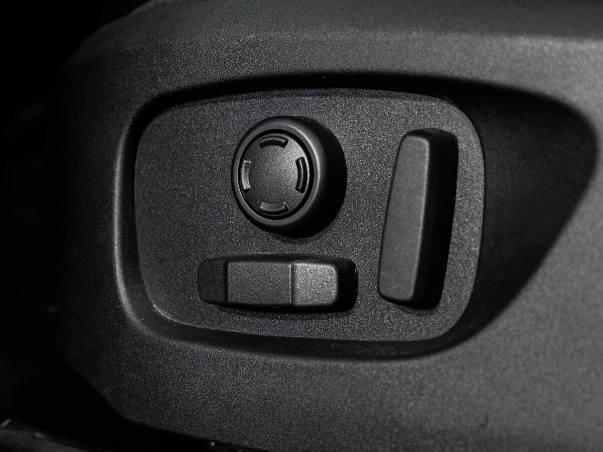 Land Rover Discovery Sport 2017 года с пробегом. Фото: #20