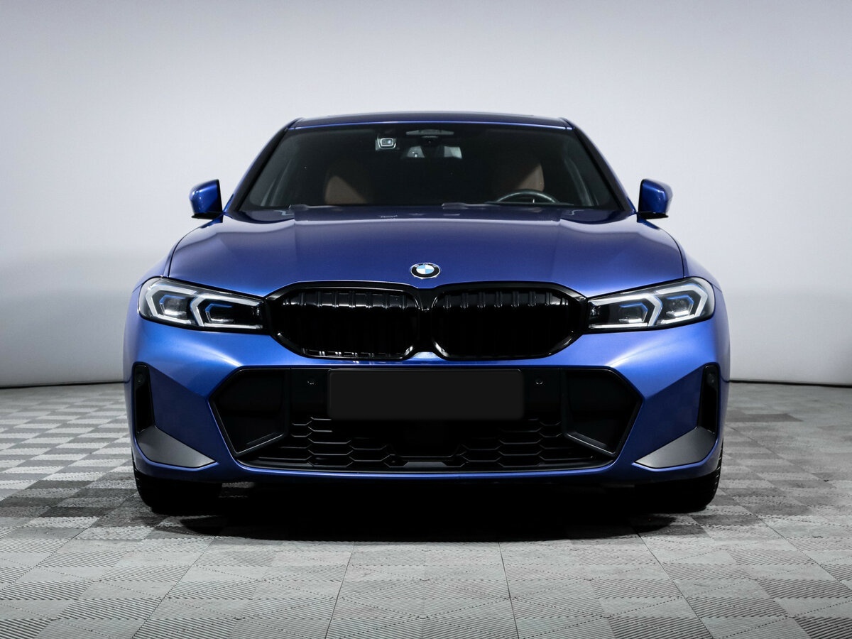 BMW 3 серии 2022 года с пробегом. Фото: #1