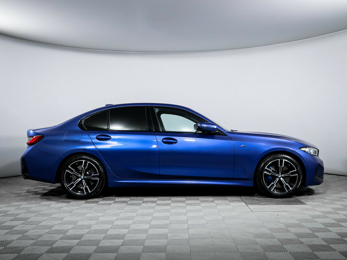 BMW 3 серии 2022 года с пробегом. Фото: #3