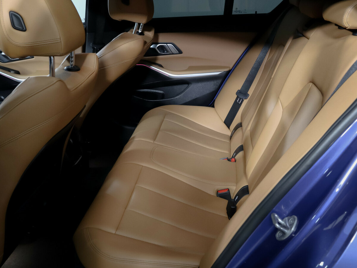 BMW 3 серии 2022 года с пробегом. Фото: #9