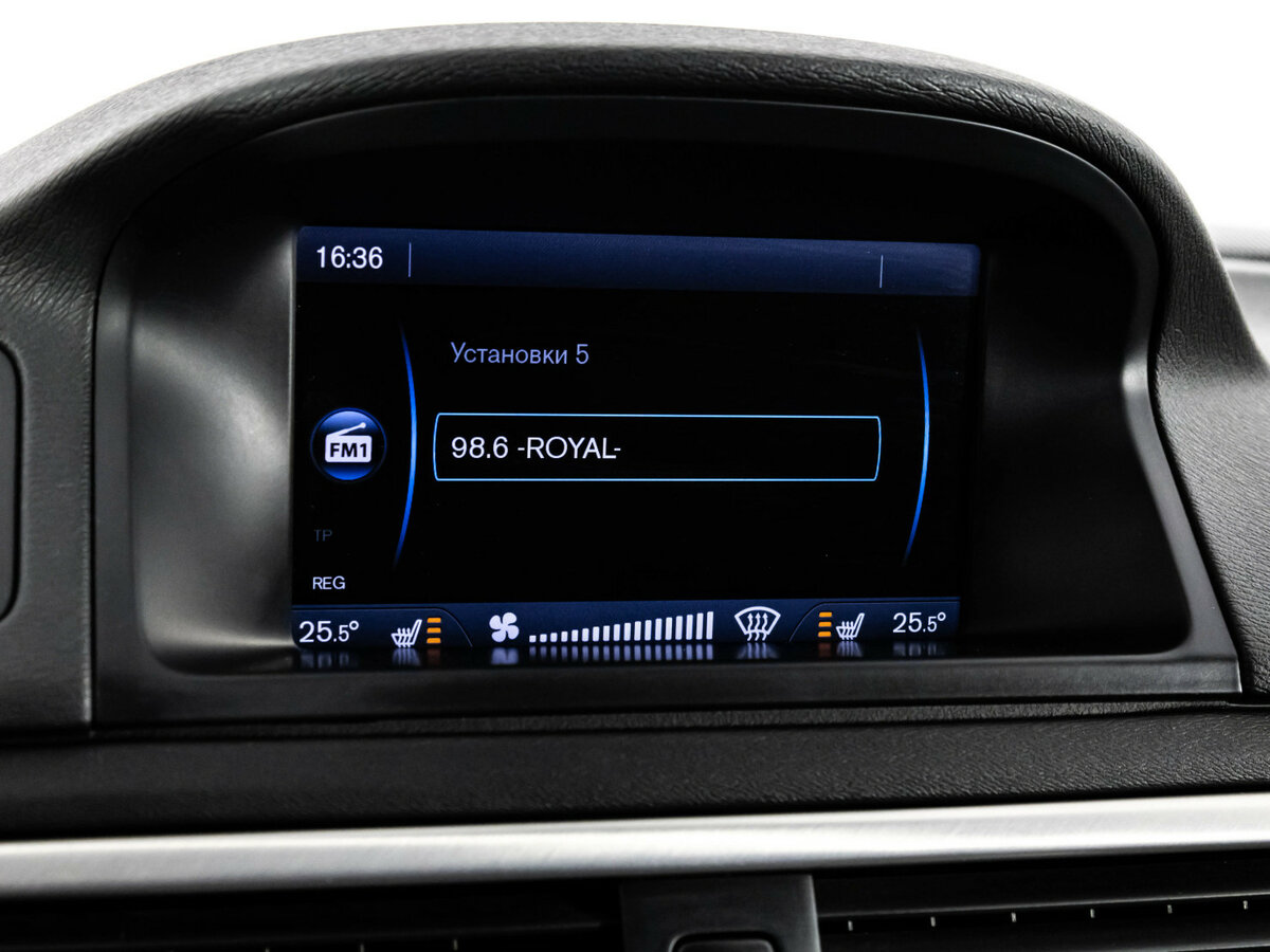 Volvo XC70 2011 года с пробегом. Фото: #11