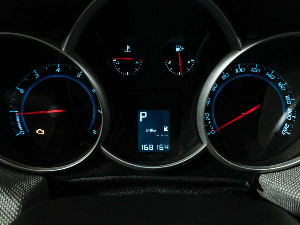 Б/У Шевроле Круз 2013 года. Фото: #11