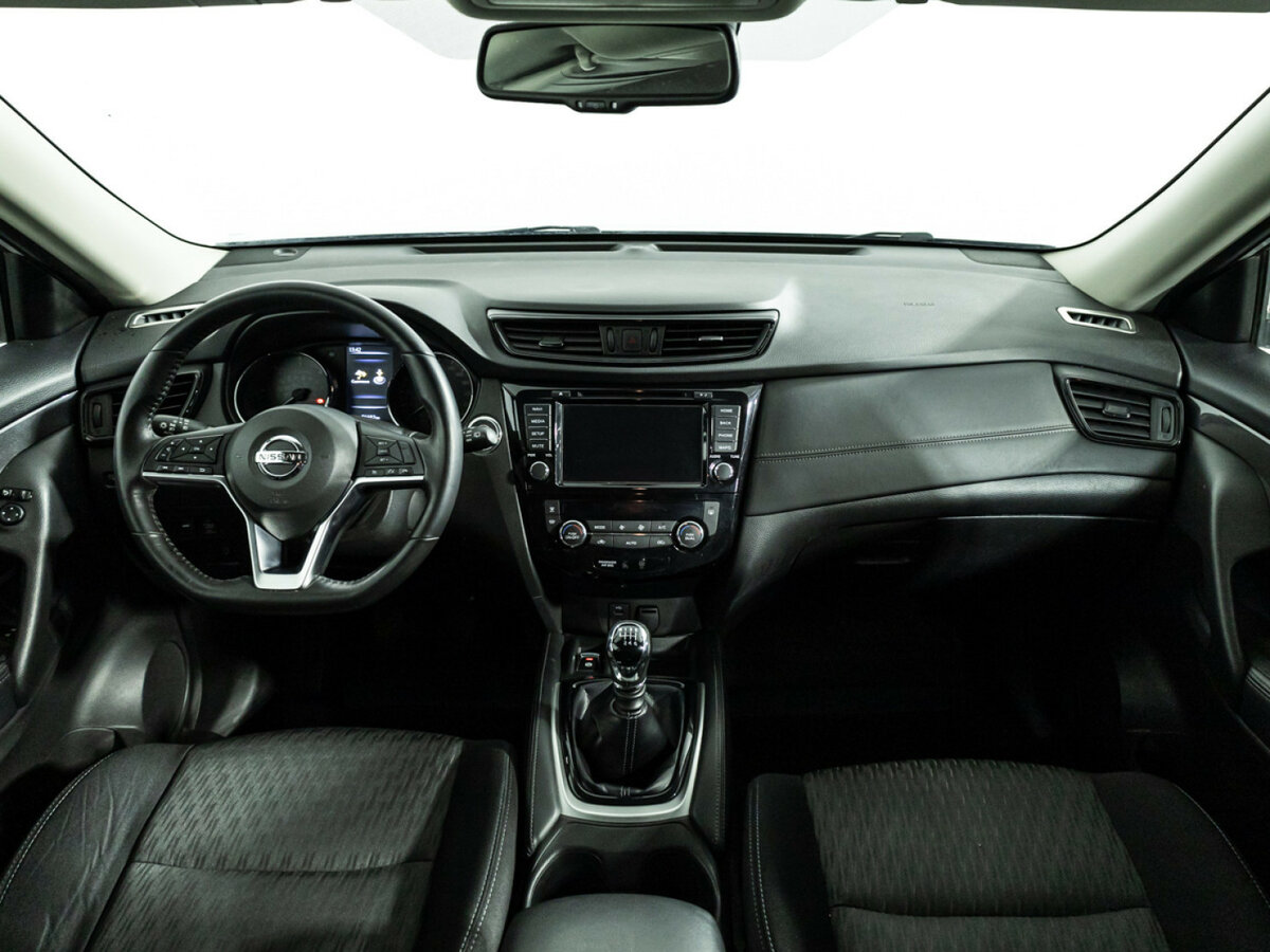 Б/У Ниссан Икс-Трейл 2019 года. Фото: #10