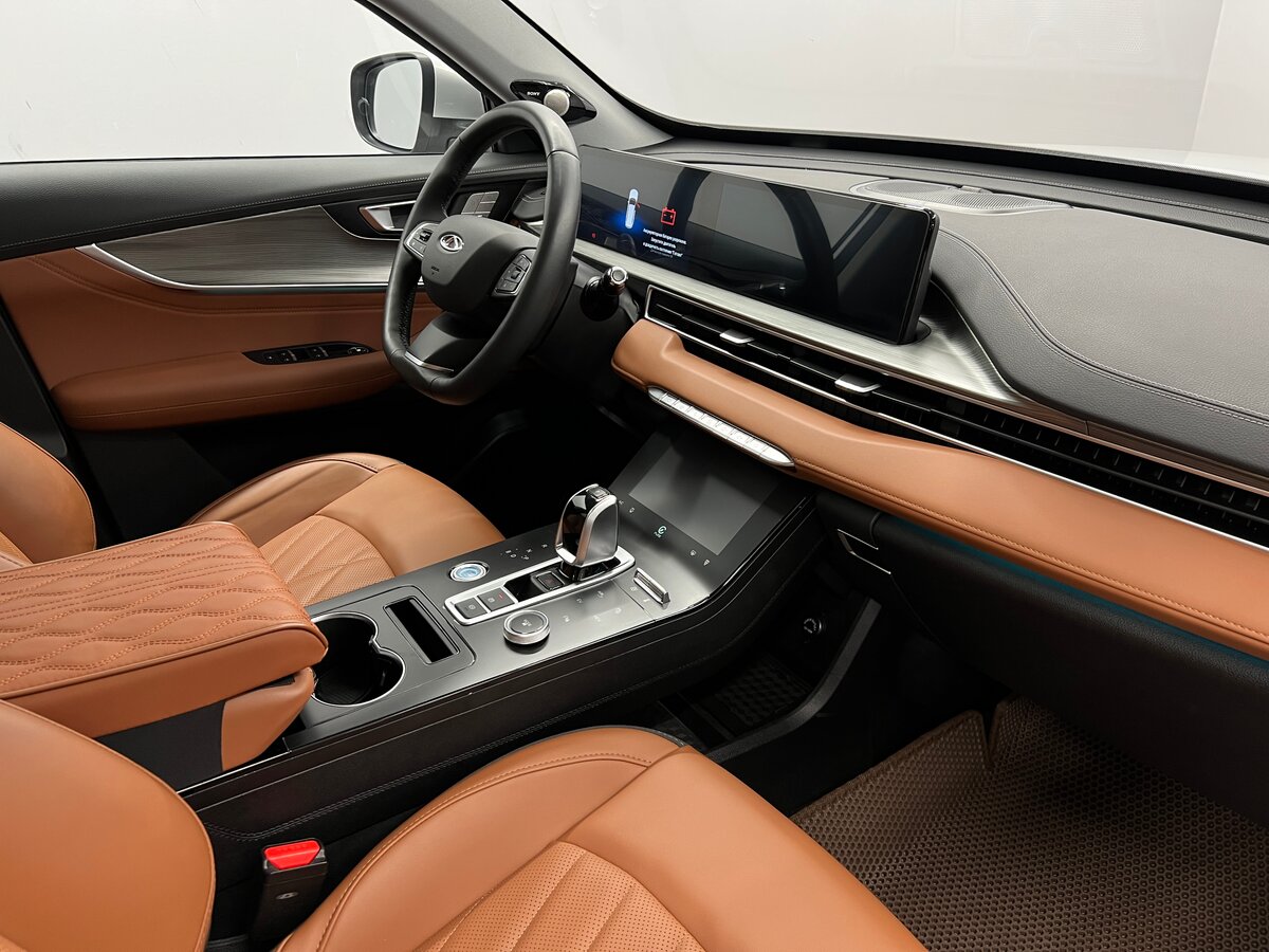 Chery Tiggo 8 Pro e+ 2023 года с пробегом. Фото: #8