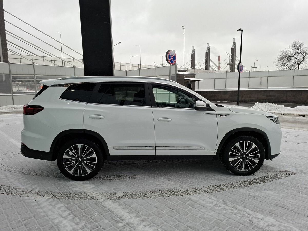 Chery Tiggo 8 Pro Max 2023 года с пробегом. Фото: #5