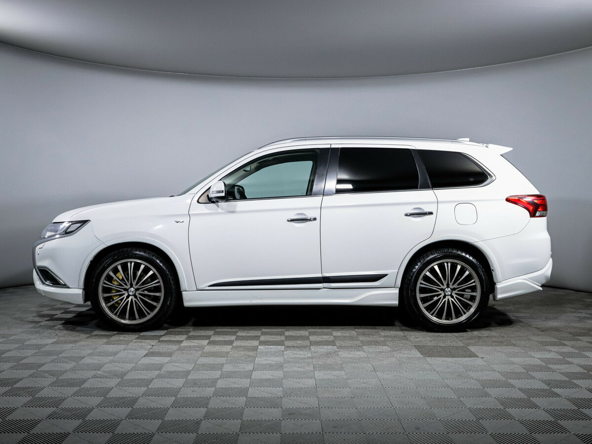 Mitsubishi Outlander 2018 года с пробегом. Фото: #7
