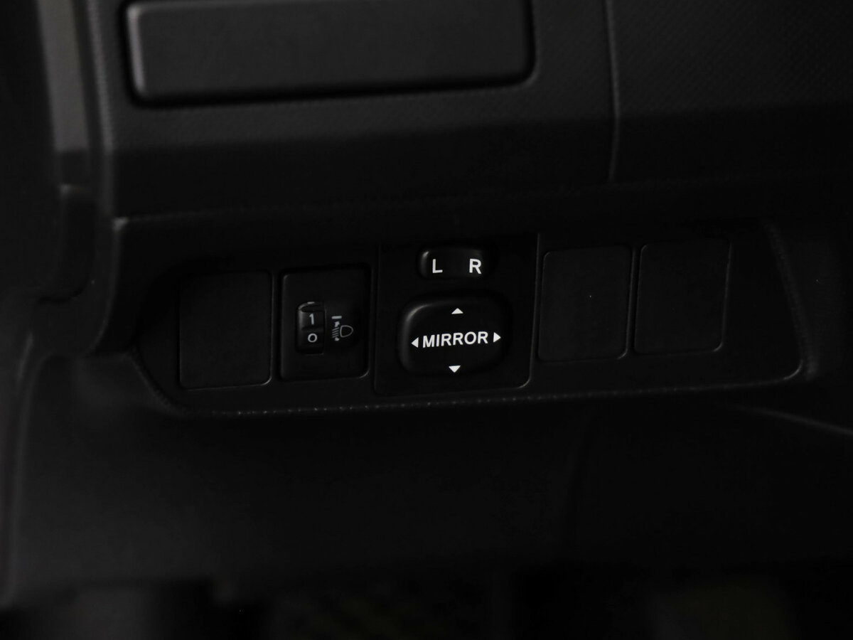 Toyota Auris 2007 года с пробегом. Фото: #4