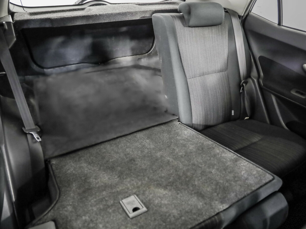 Toyota Auris 2007 года с пробегом. Фото: #8