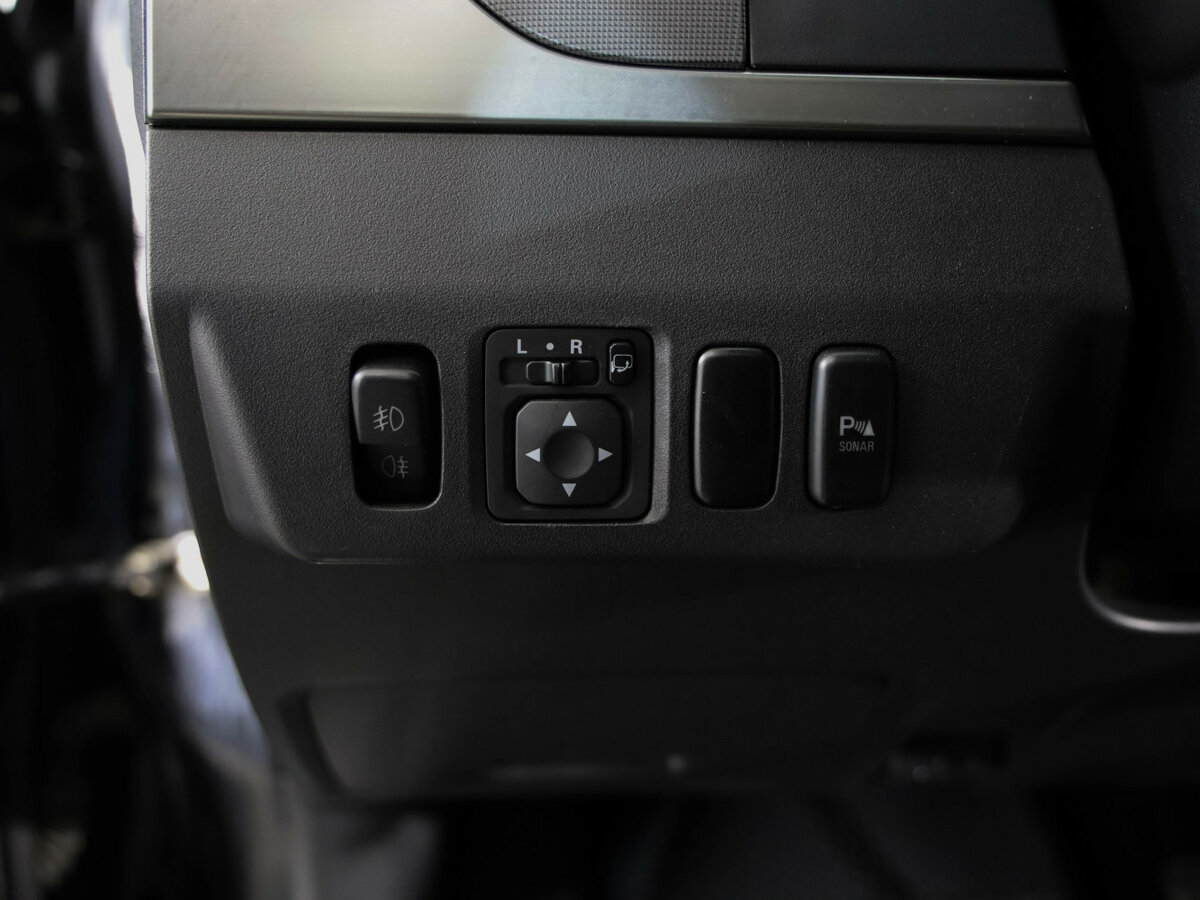 Б/У Митсубиши Паджеро 2013 года. Фото: #15