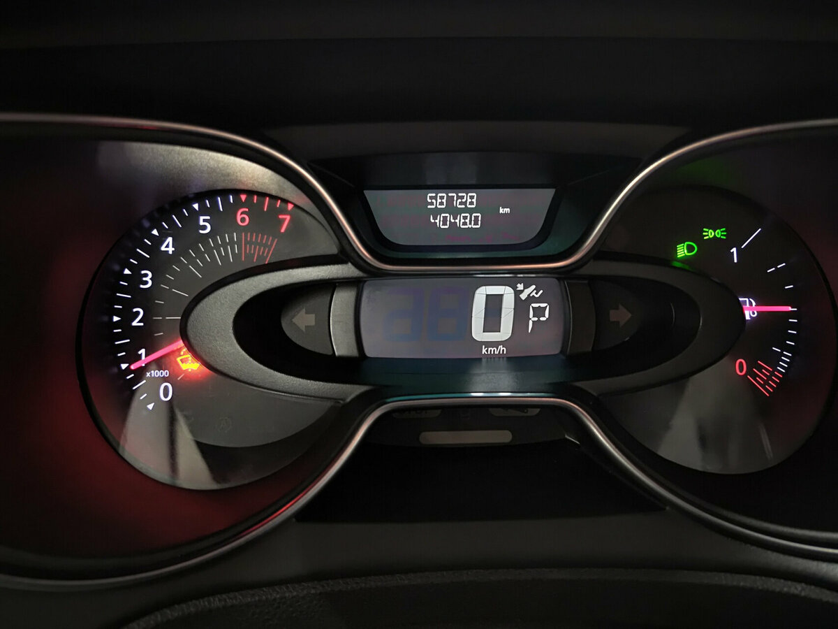 Б/У Рено Каптюр 2020 года. Фото: #12