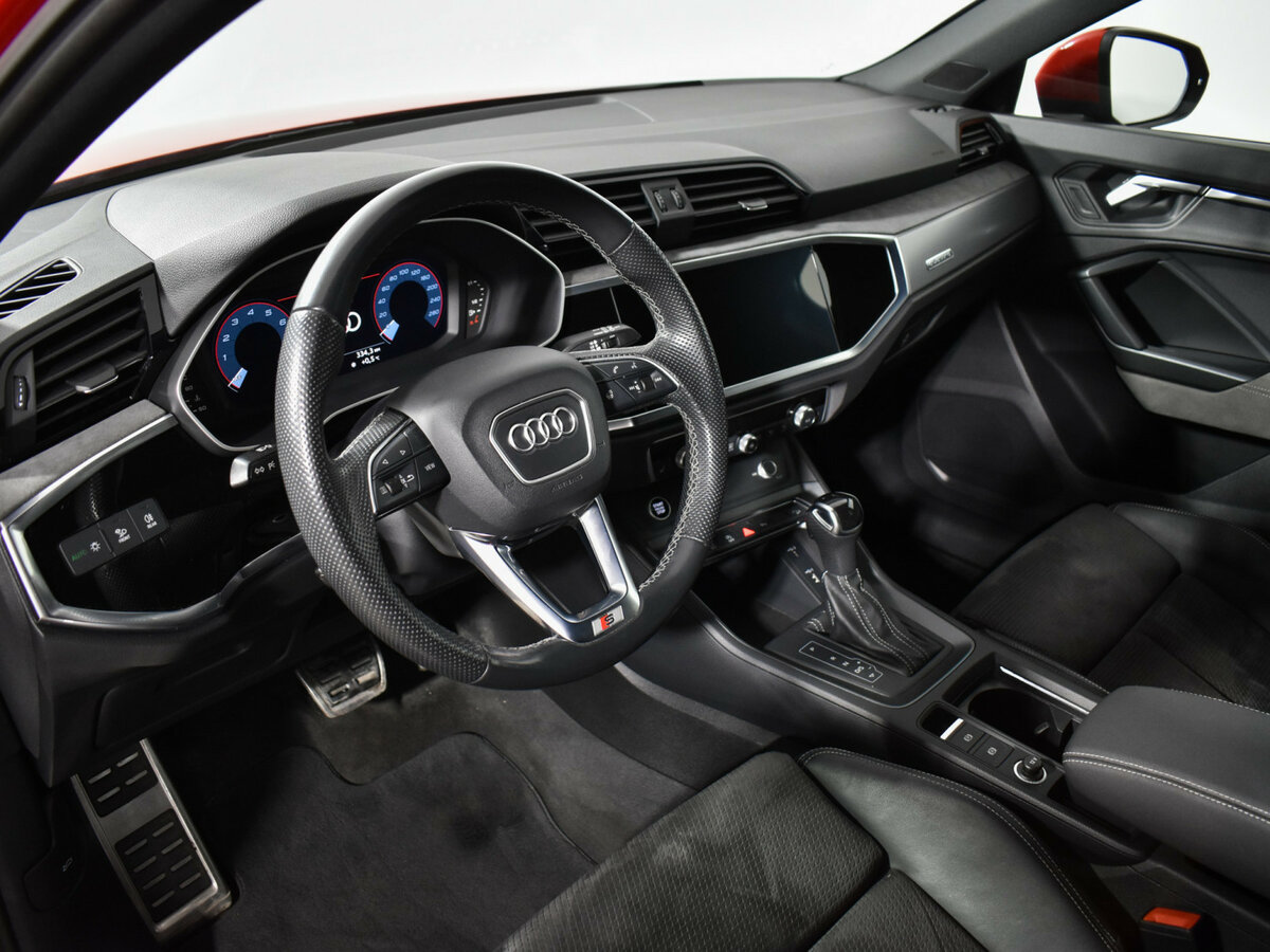 Audi Q3 Sportback 2021 года с пробегом. Фото: #8