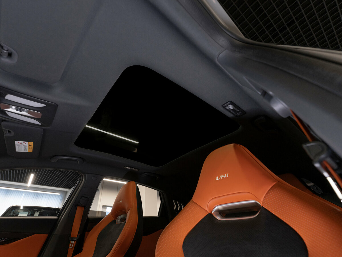 Changan UNI-V 2023 года с пробегом. Фото: #9