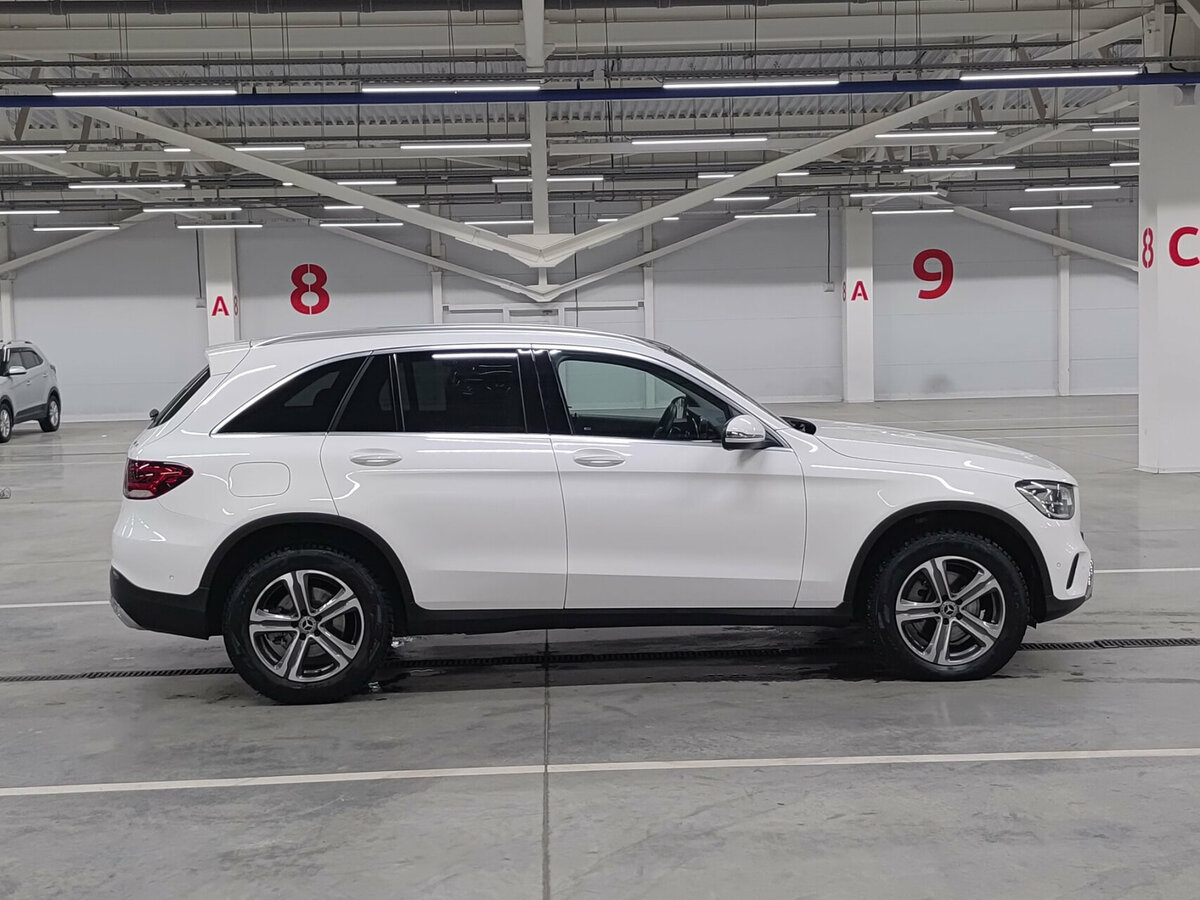 Mercedes-Benz GLC 2021 года с пробегом. Фото: #3