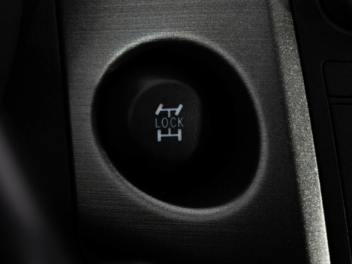 Toyota RAV4 2010 года с пробегом. Фото: #7