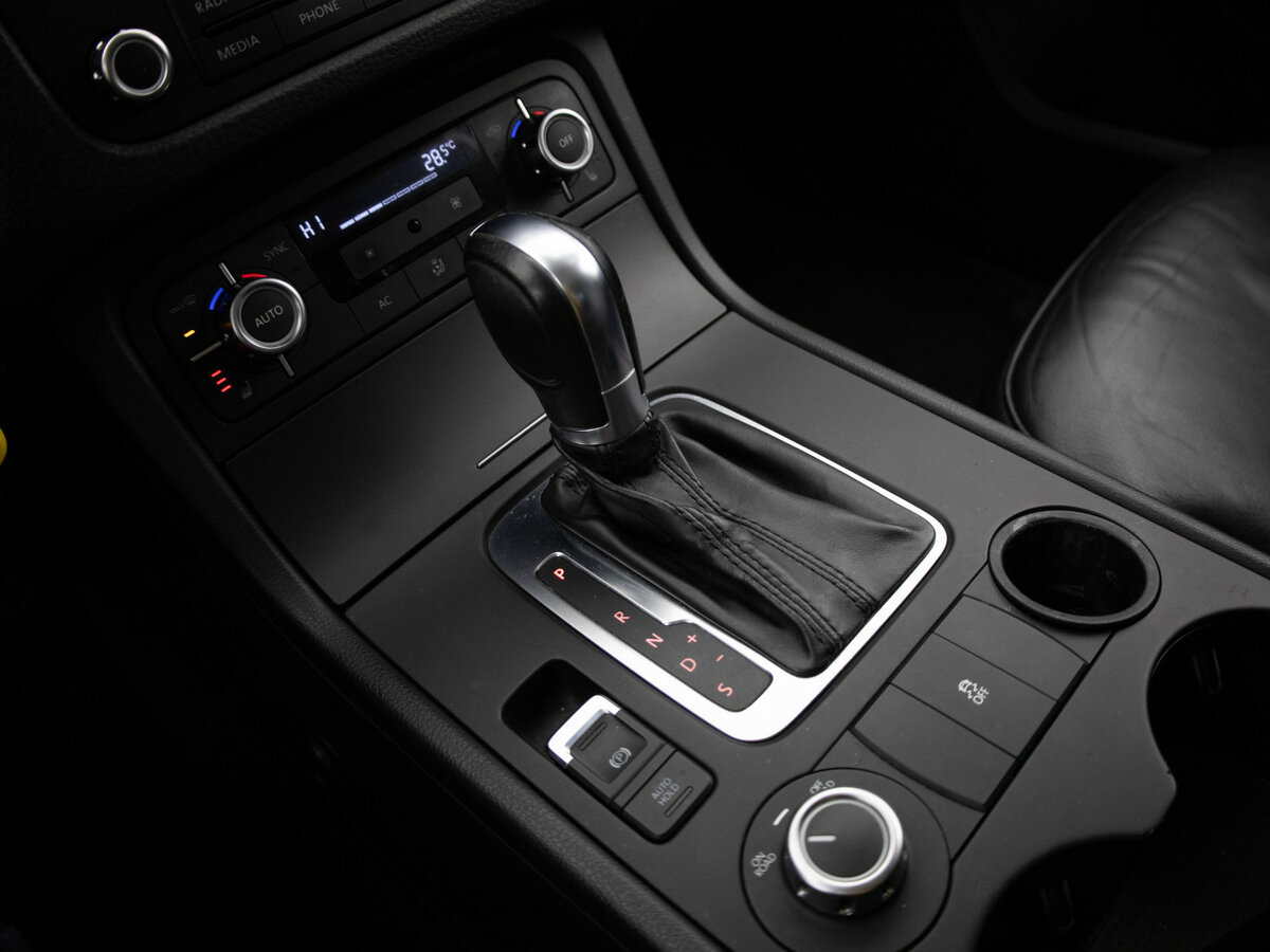 Volkswagen Touareg 2011 года с пробегом. Фото: #12