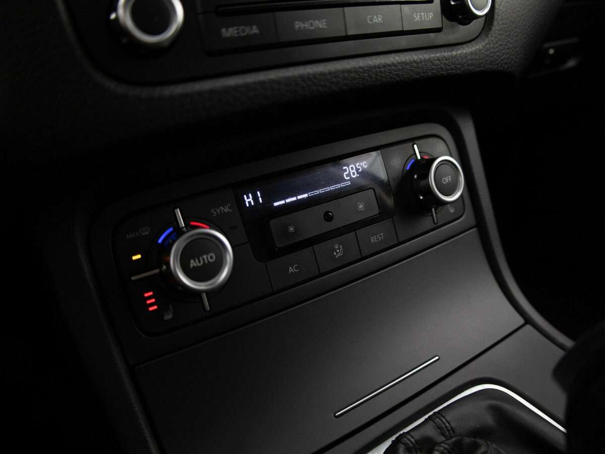 Volkswagen Touareg 2011 года с пробегом. Фото: #13