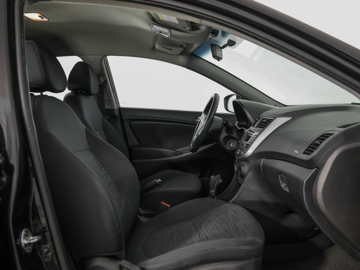 Б/У Хендай Солярис 2016 года. Фото: #16