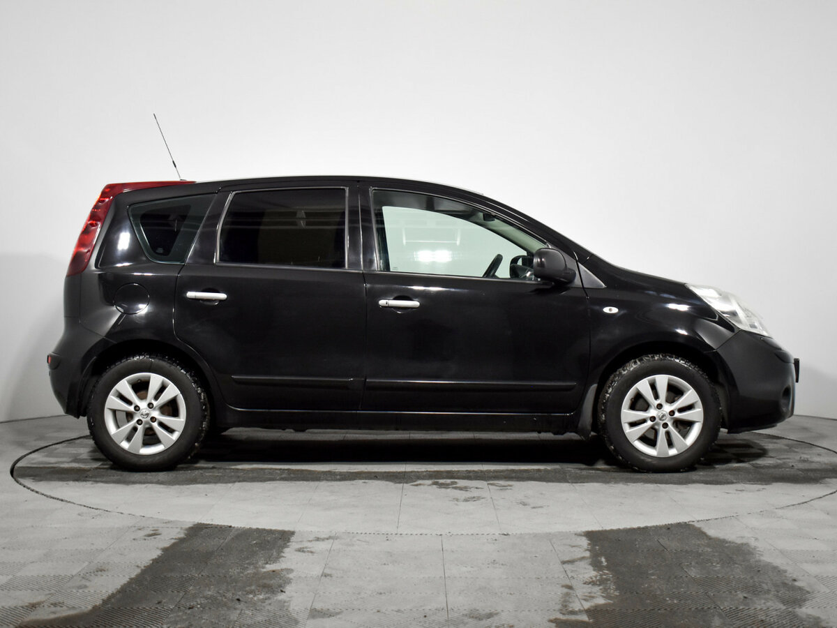 Nissan Note 2011 года с пробегом. Фото: #3