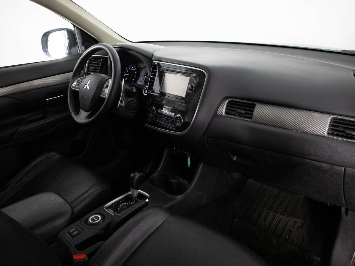 Mitsubishi Outlander 2013 года с пробегом. Фото: #7