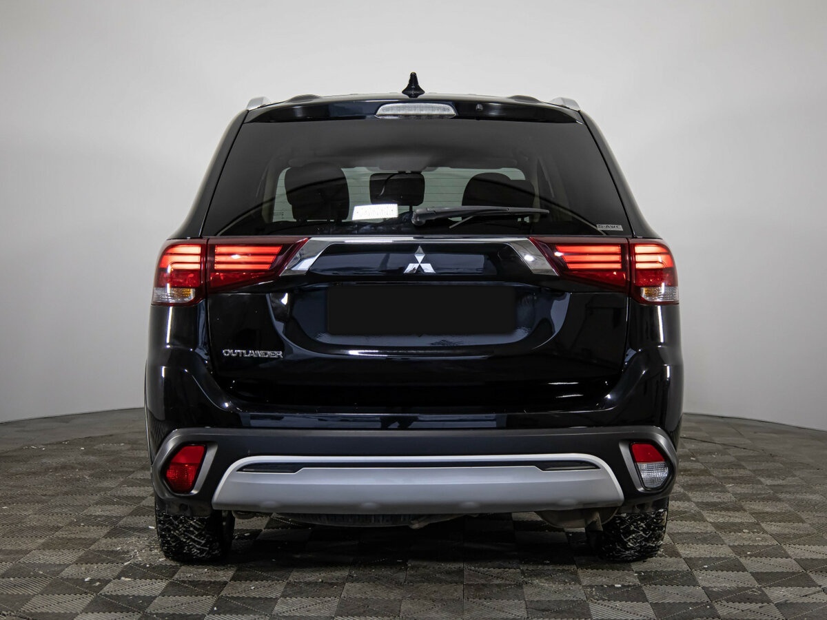 Mitsubishi Outlander 2020 года с пробегом. Фото: #3