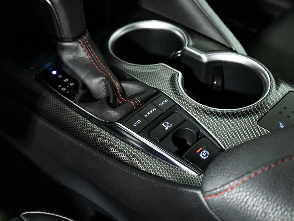 Toyota Camry 2022 года с пробегом. Фото: #16